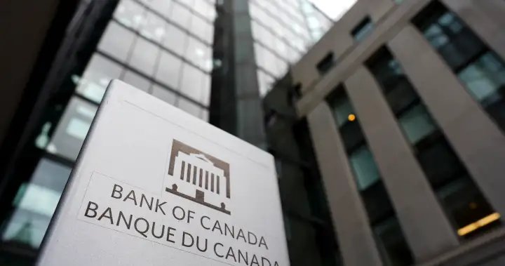 Bank of Canada holds interest rate steady as Iran energy shock drags on – National