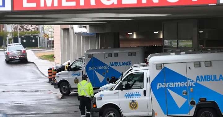 Toronto hospital forced to ‘cannibalize’ storage, office space to treat patients – Toronto