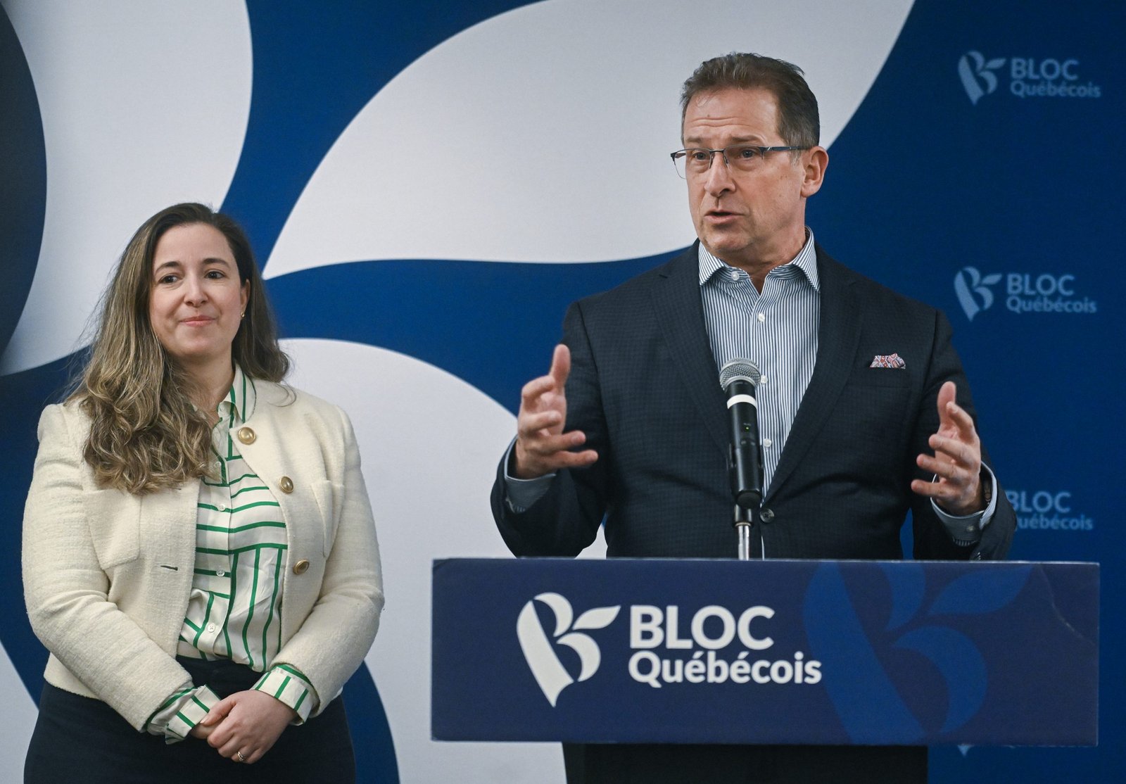 Blanchet hits the hustings in Terrebonne, Que., with a call for public consultation on Alto high-speed rail project