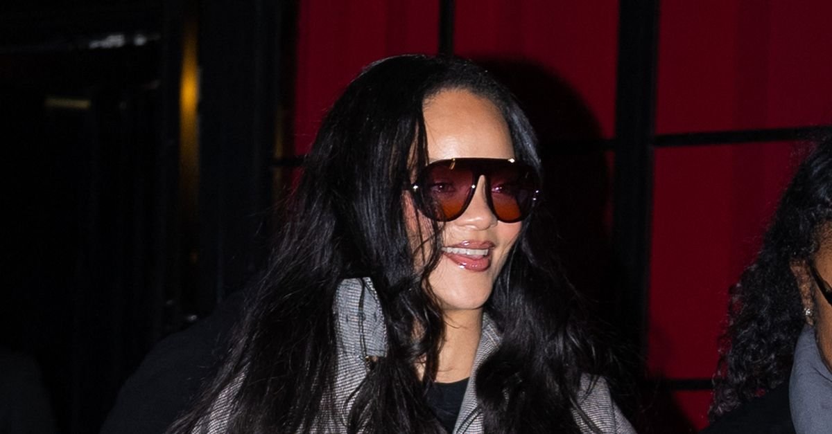 Rihanna Wore the Legging Trend That Works Best With Heels