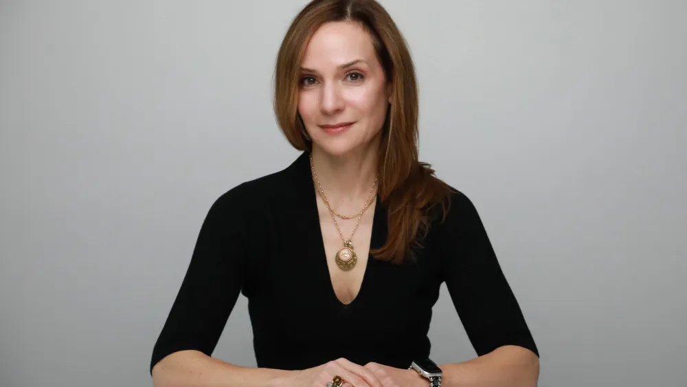 Elana Drell Szyfer Leads CEW’s Evolution in Beauty Industry Leadership