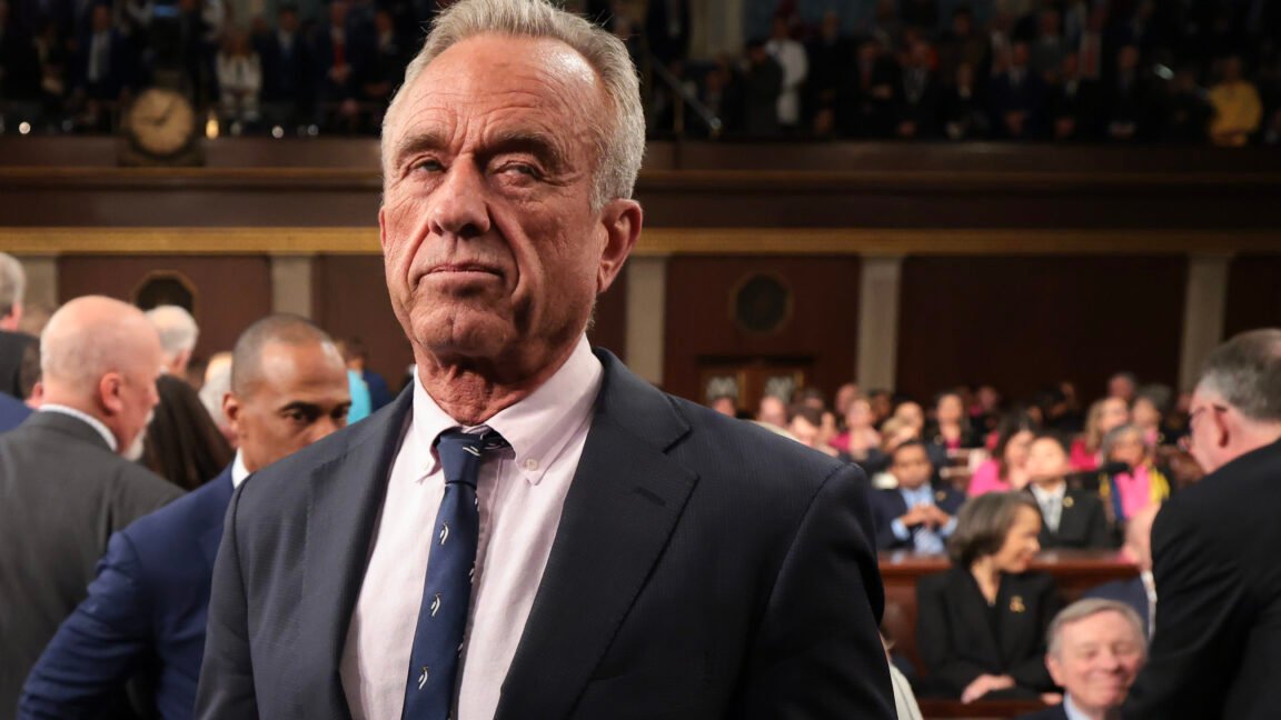 RFK Jr. rewrites CDC panel’s charter, opening door to anti-vaccine quacks