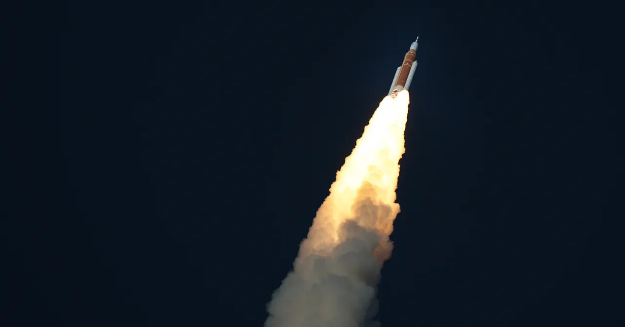 Even Artemis II Astronauts Have Microsoft Outlook Problems