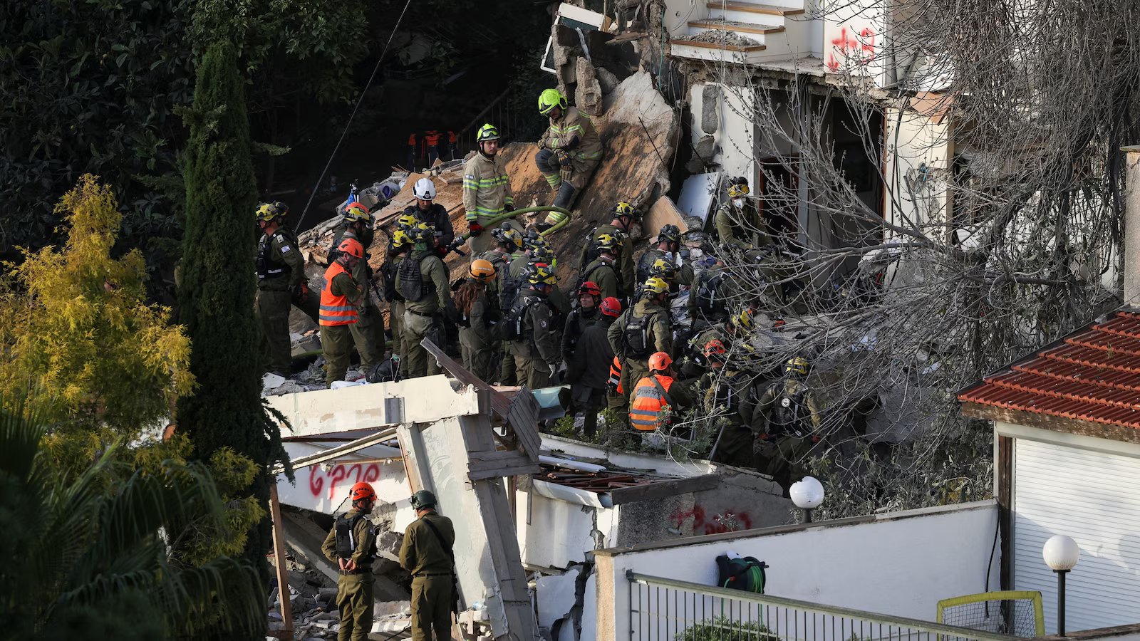 Iran live updates: Casualties reported from missile strikes in Israel