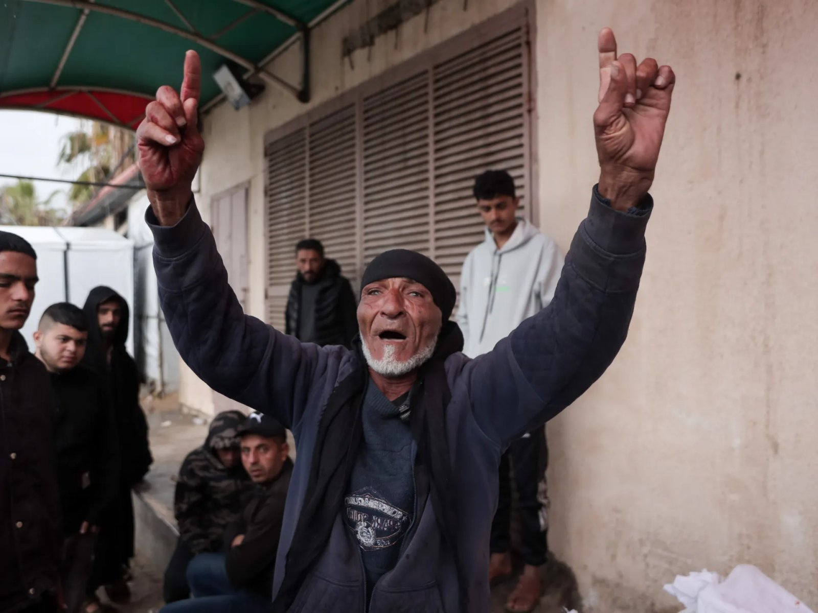 Civilians under fire by gangs in Gaza: What happened in Maghazi? | Israel-Palestine conflict News