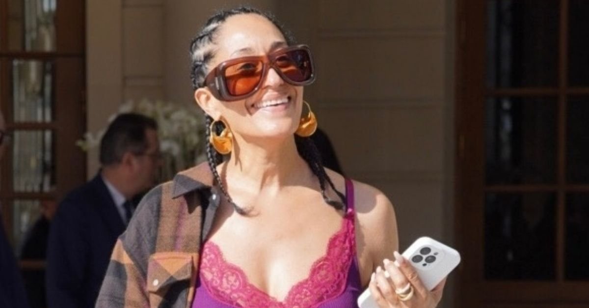 You’re a Fashion Girl If You Wear These Two Colors Together