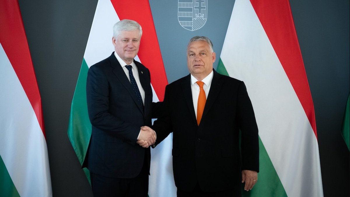 So long Viktor Orbán! The times, they are a changin’ … but can Wild Rose MAGA buck the trend?