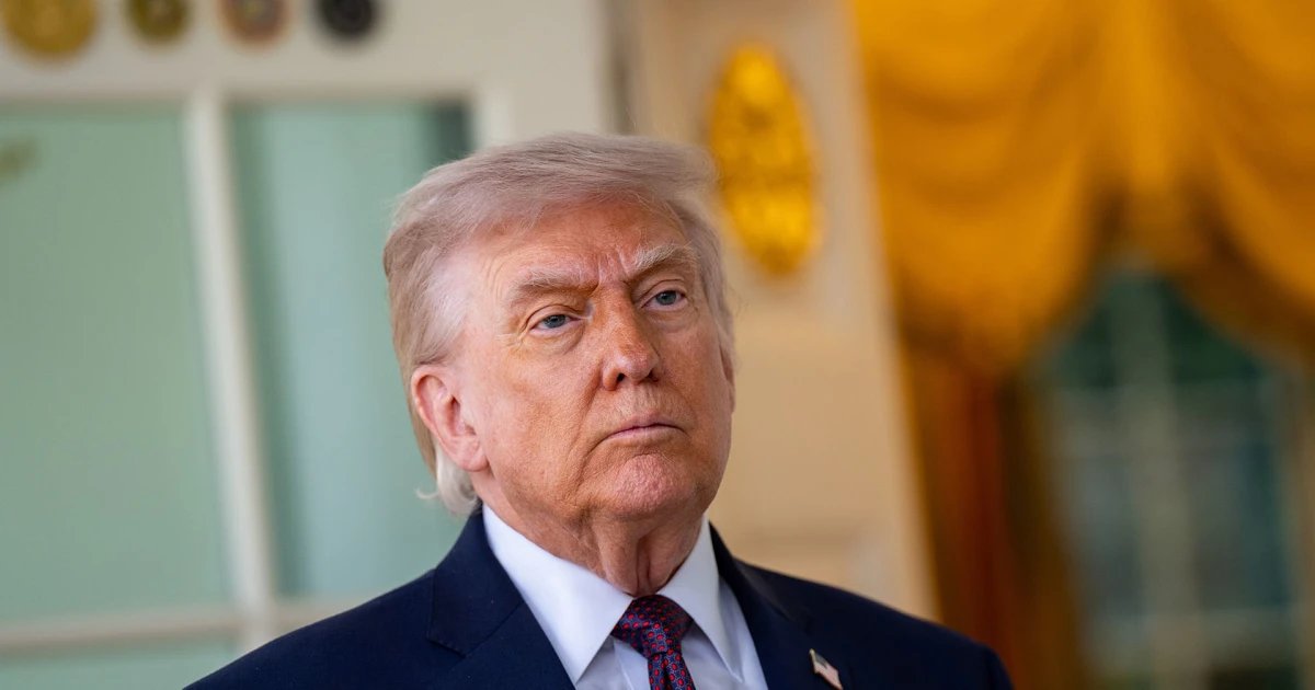 Trump participates in ‘No Tax on Tips’ roundtable