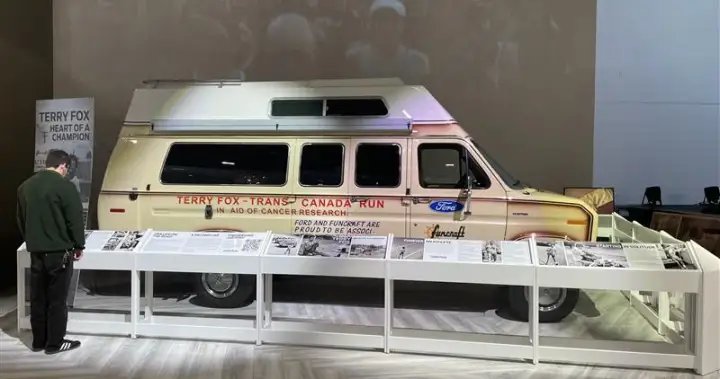 Terry Fox’s iconic ‘Van of hope’ on display in Halifax Museum – National