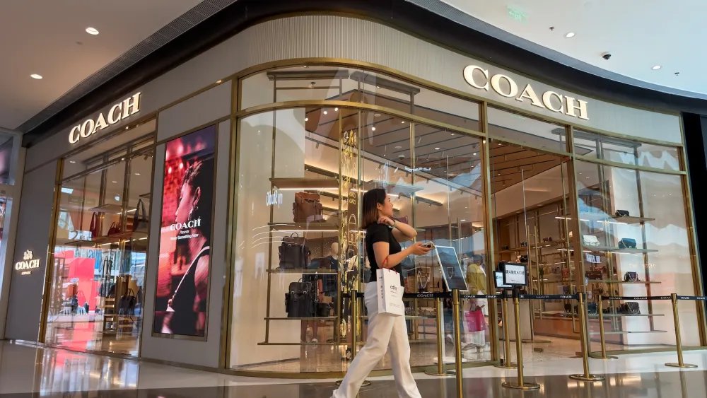 Kendra Scott Taps CFO as Tapestry Expands Board