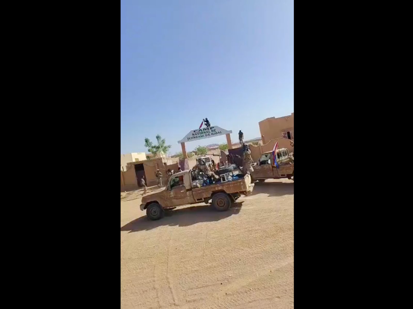 Armed groups stage simultaneous attacks across Mali | ISIL/ISIS