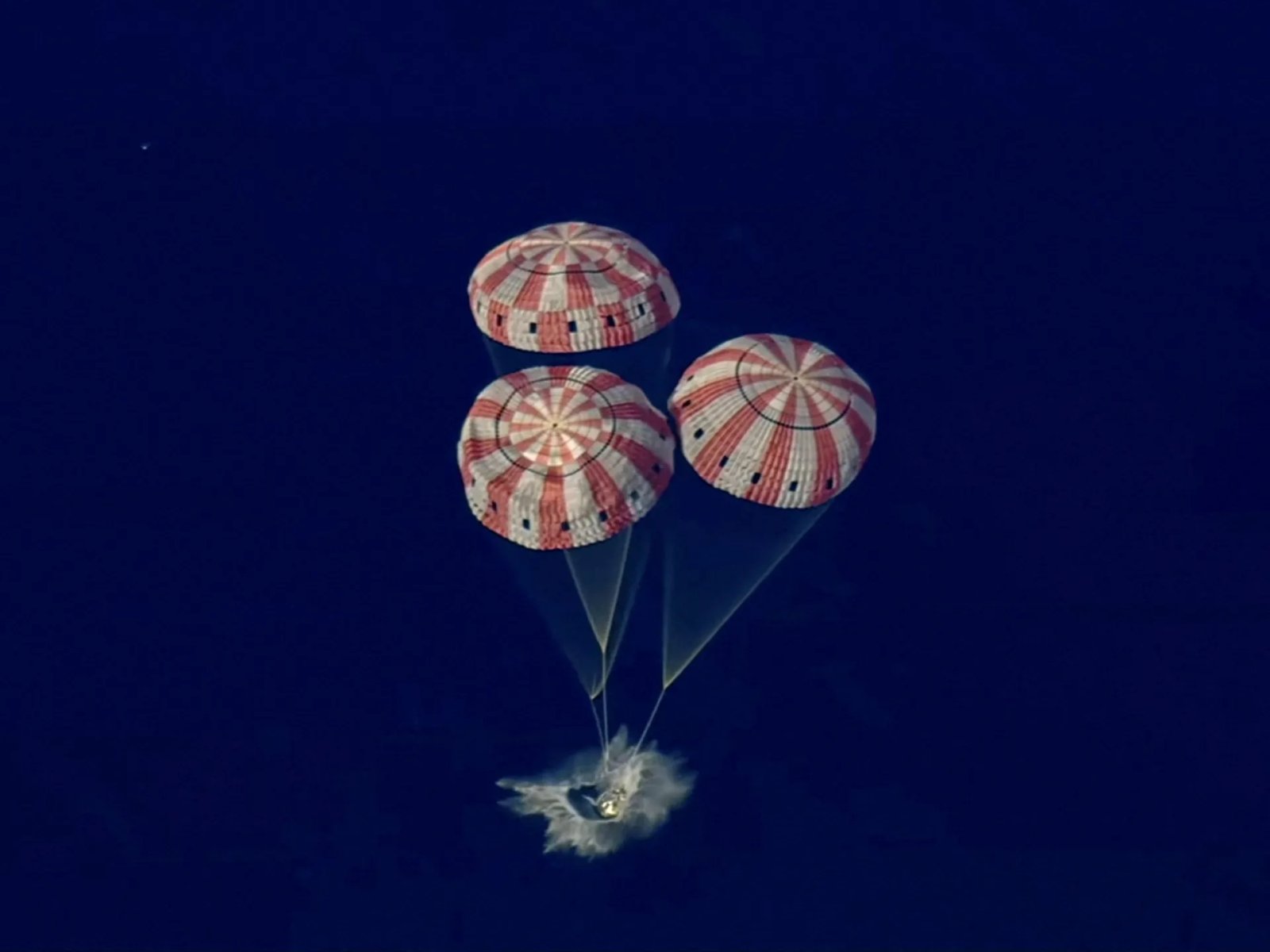 Moment Artemis II splashes down after moon mission | Space