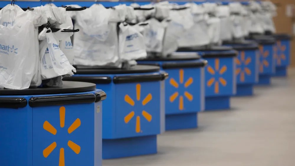 Walmart Joins Cotton Trust, LifeLabs Scales WarmLife