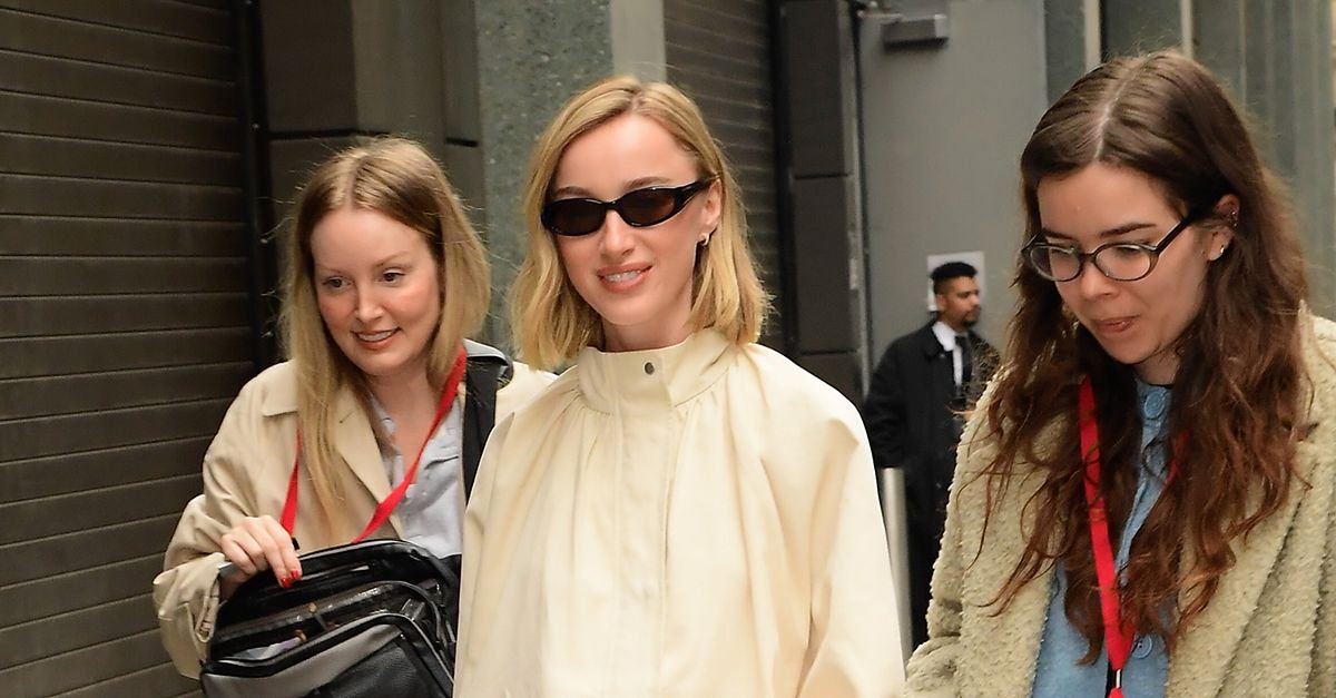 This Is the Spring Skirt Trend to Wear With Ballet Flats