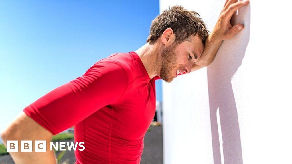 What to do if you think someone has heat exhaustion or heatstroke