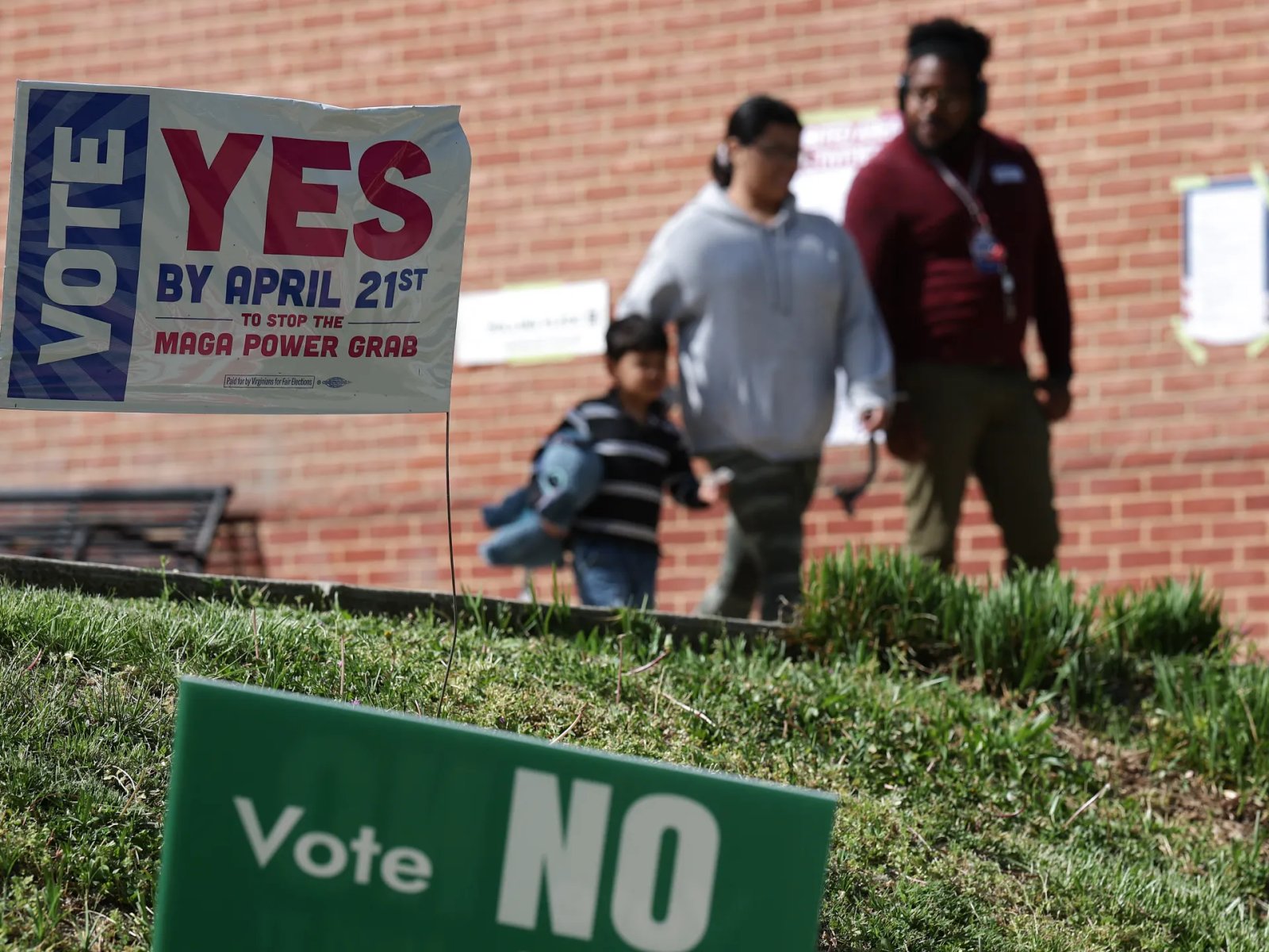 Democrats up in Virginia, but US voters may pay price for redistricting war | US Midterm Elections 2026 News