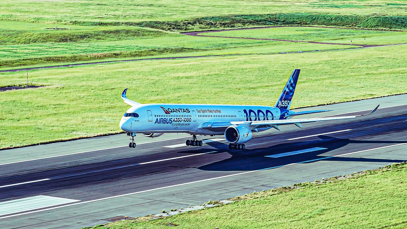 Here’s How Much More Range The Airbus A350-1000 Has Compared To The A350-900