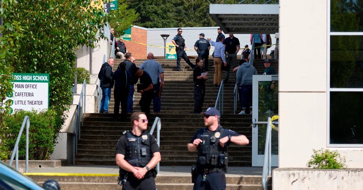 5 wounded in possible stabbing attack at Washington state high school, police say