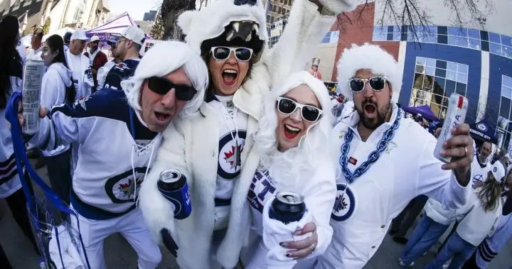 Despite Jets’ playoff elimination, downtown Winnipeg businesses still optimistic – Winnipeg