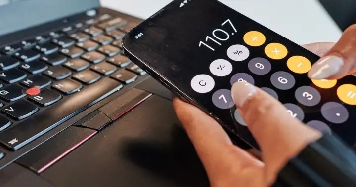 Ontario students will soon need to pass financial literacy test to graduate