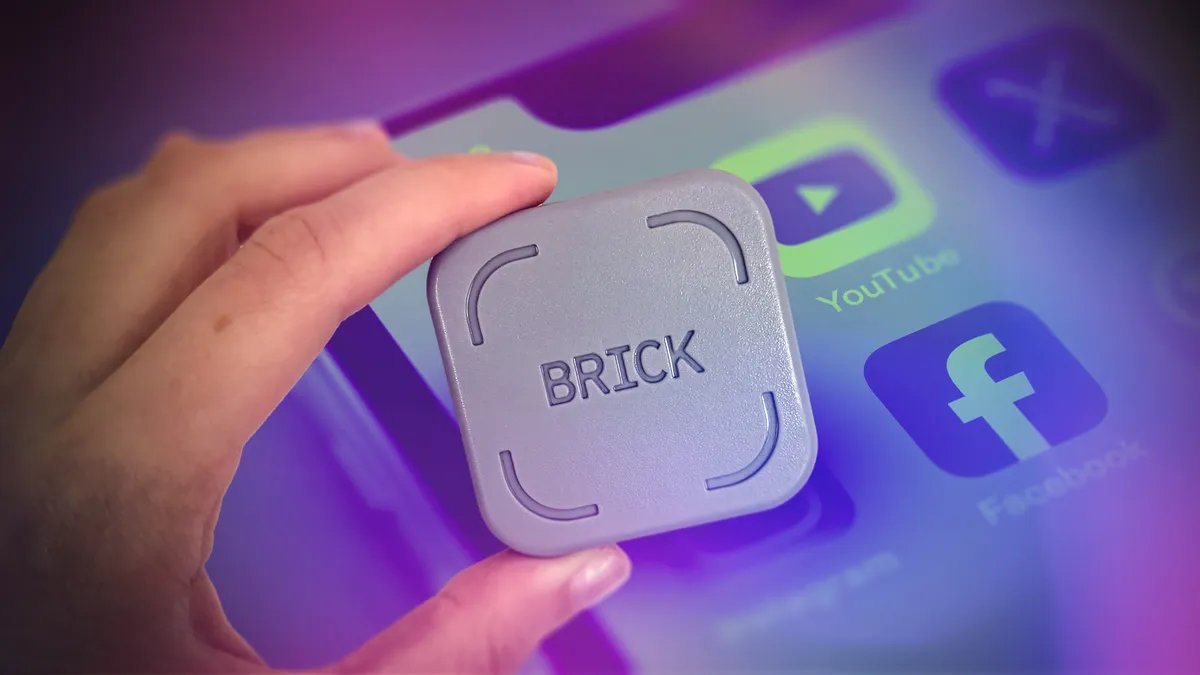 This $60 Magnet Curbed My Doomscrolling