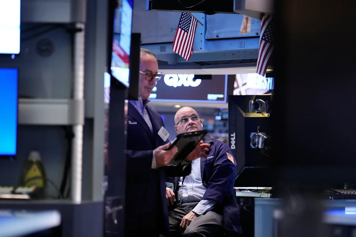 Dow, S&P 500, Nasdaq futures mixed as Trump deadline for Iran deal nears
