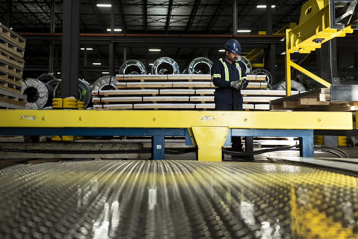 Canada’s labour market is ‘static’ after a year of U.S. tariffs, population shift