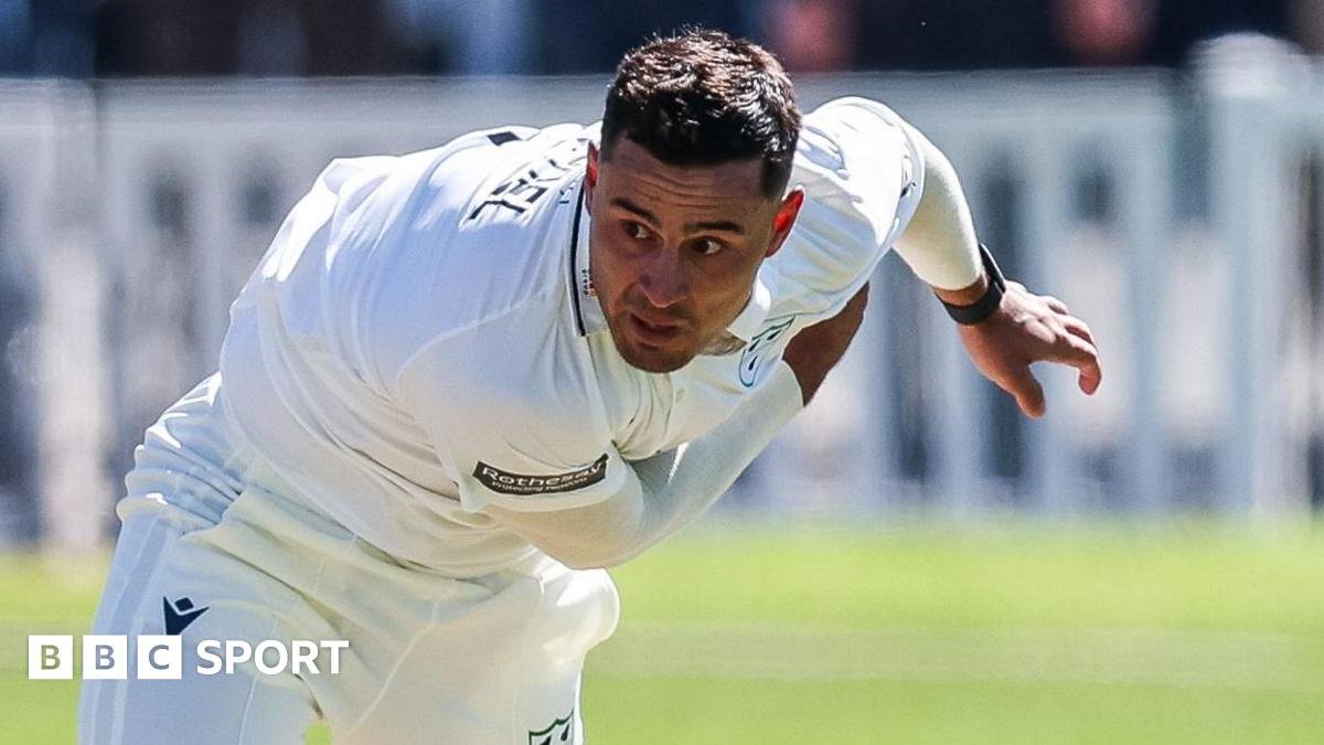 County Championship: Worcestershire on top after strong start with Kent