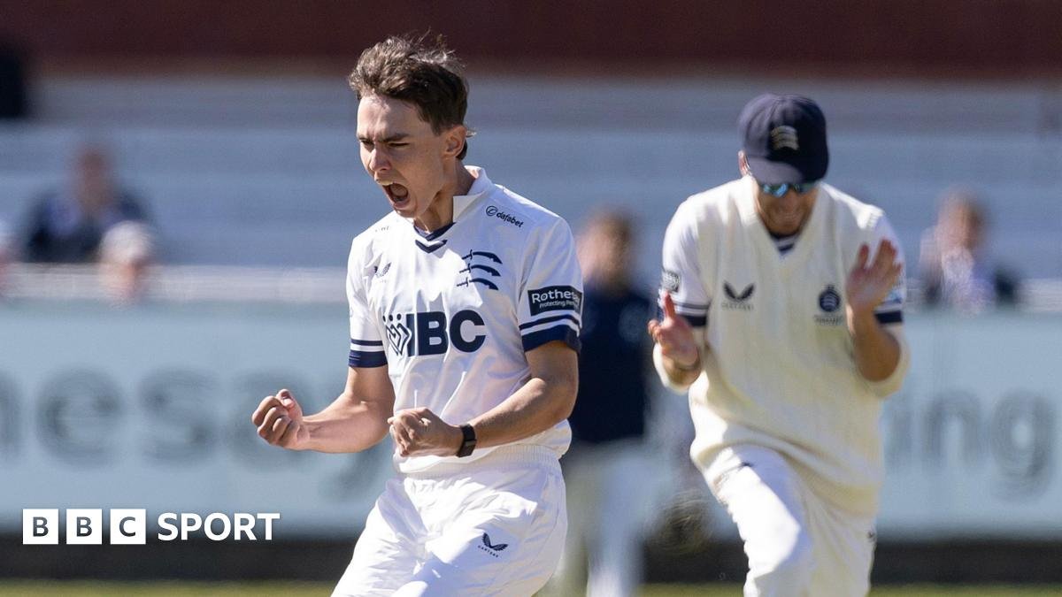 County Championship: Middlesex seal innings win over Gloucestershire