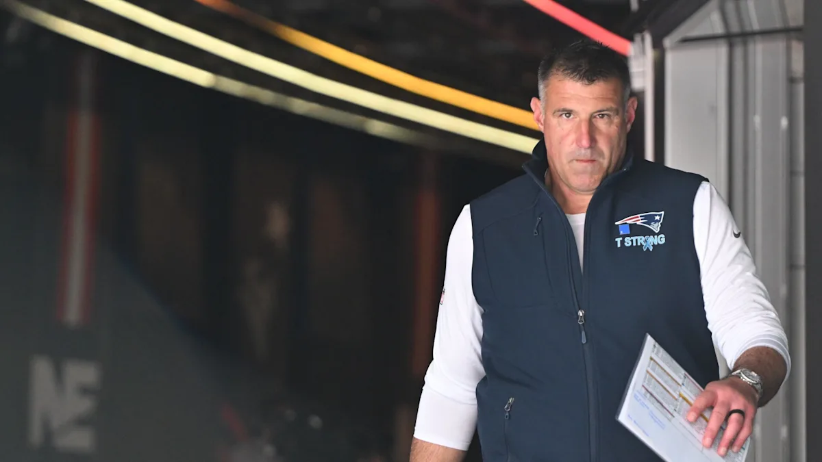 Pablo Torre focuses on the Mike Vrabel-Dianna Russini situation