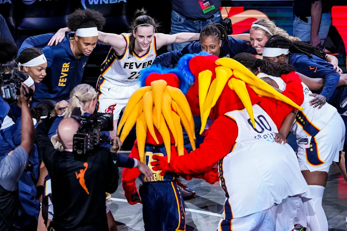 How will the WNBA expansion draft work for the Indiana Fever?
