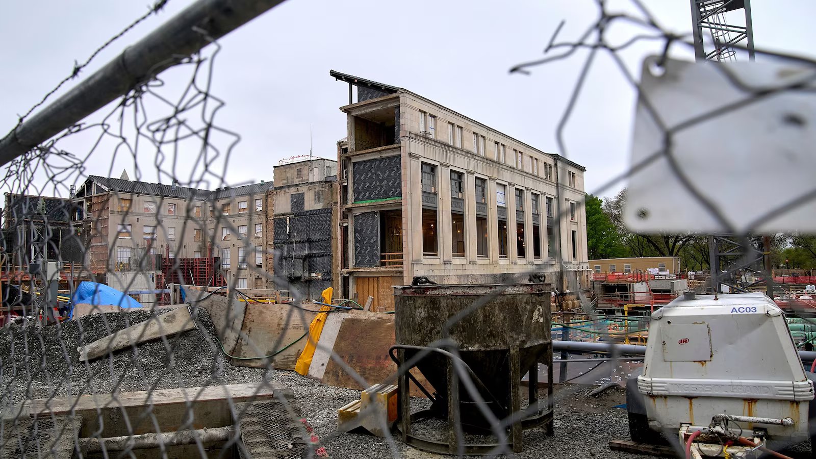 DOJ prosecutors turned away after unannounced visit to Fed construction site: Sources