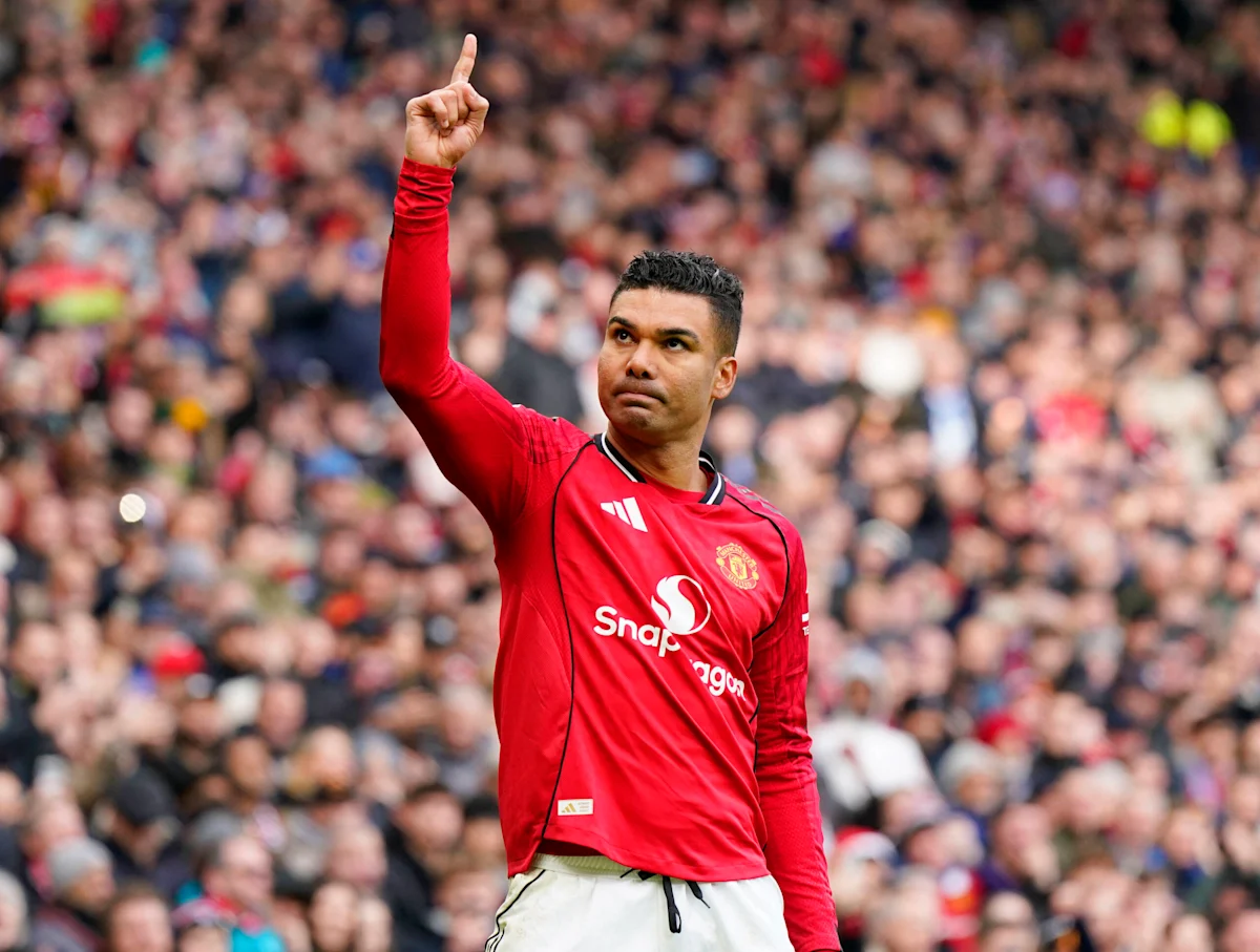 Report: Huge exodus from Manchester United expected this summer