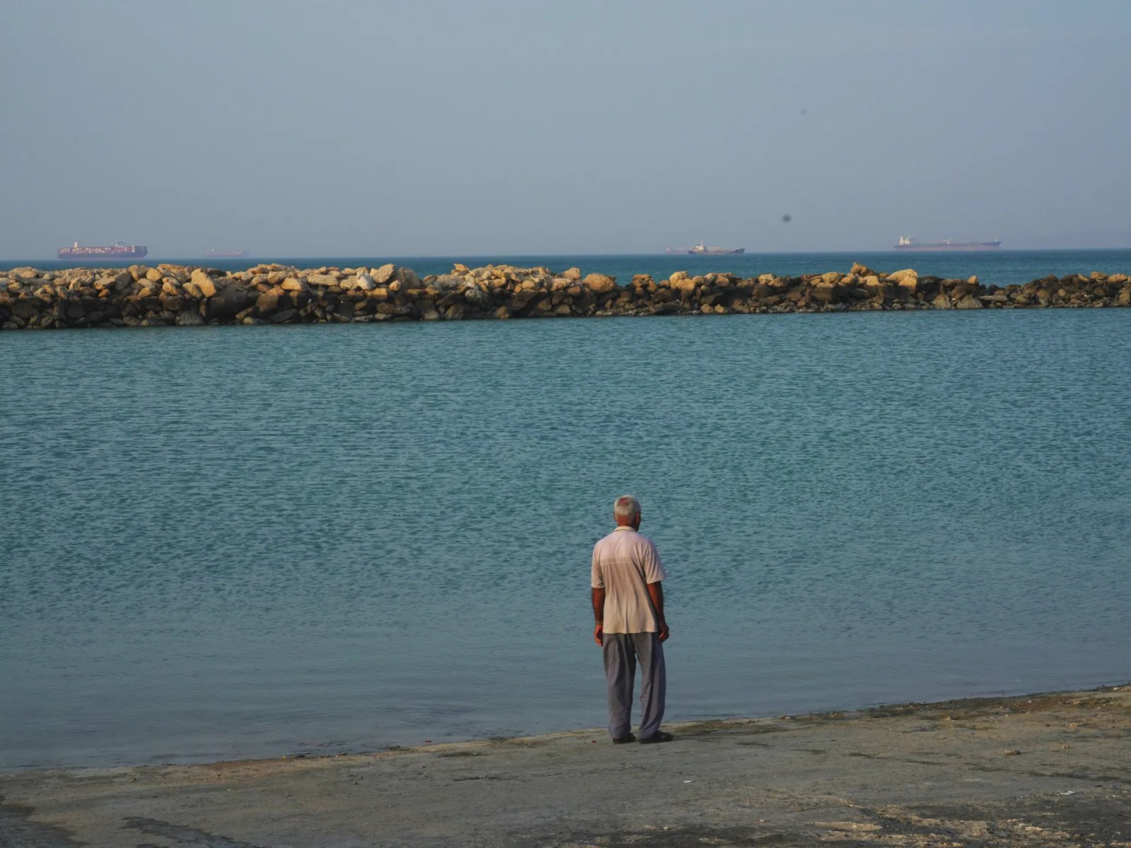 Is Iran’s oil storage nearly full – and will it have to cut production? | US-Israel war on Iran News