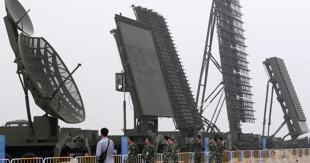 U.S. intelligence detects signs China is weighing giving Iran advance radar systems