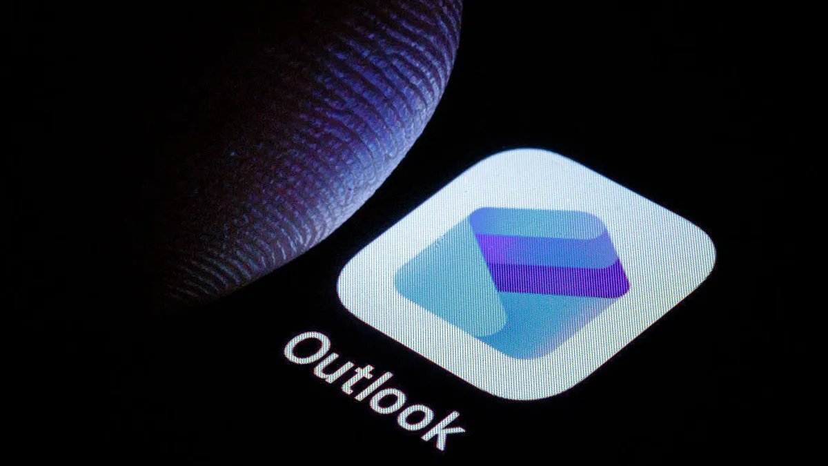 Is Outlook Down? Microsoft Reports Sign-On Issues With Email Client