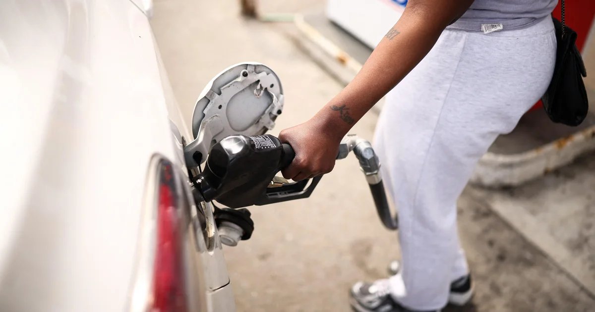 Will the Iran ceasefire quickly ease U.S. gas prices? Here’s what experts think.