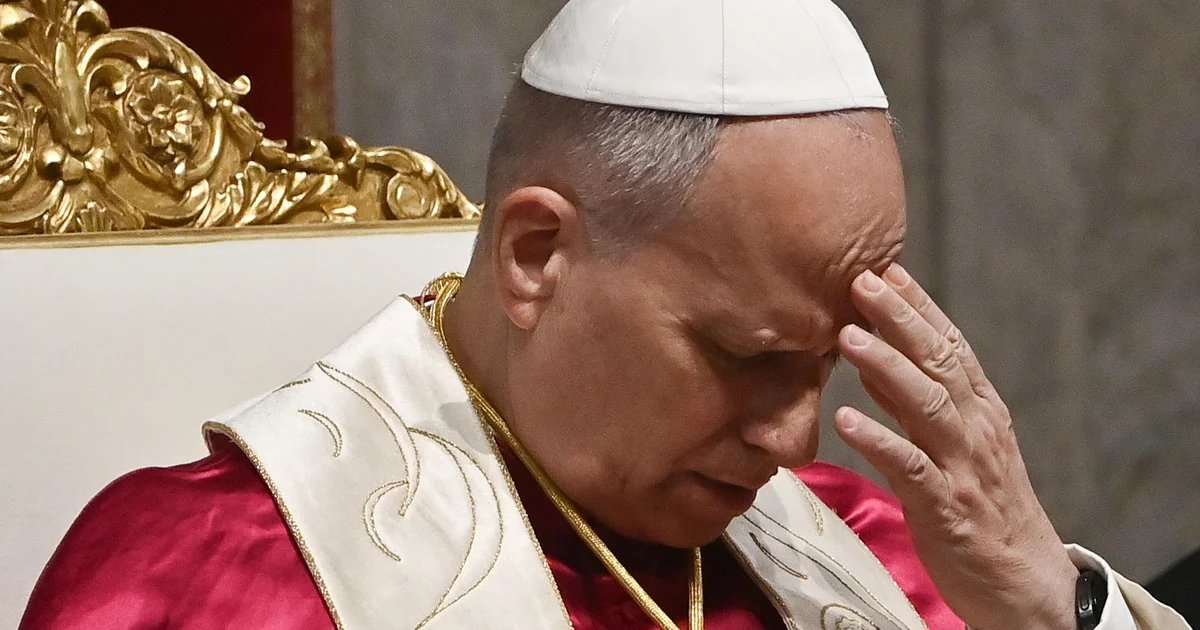 Pope Leo criticizes “idolatry of self” in latest rebuke of Iran conflict: “Enough with war!”
