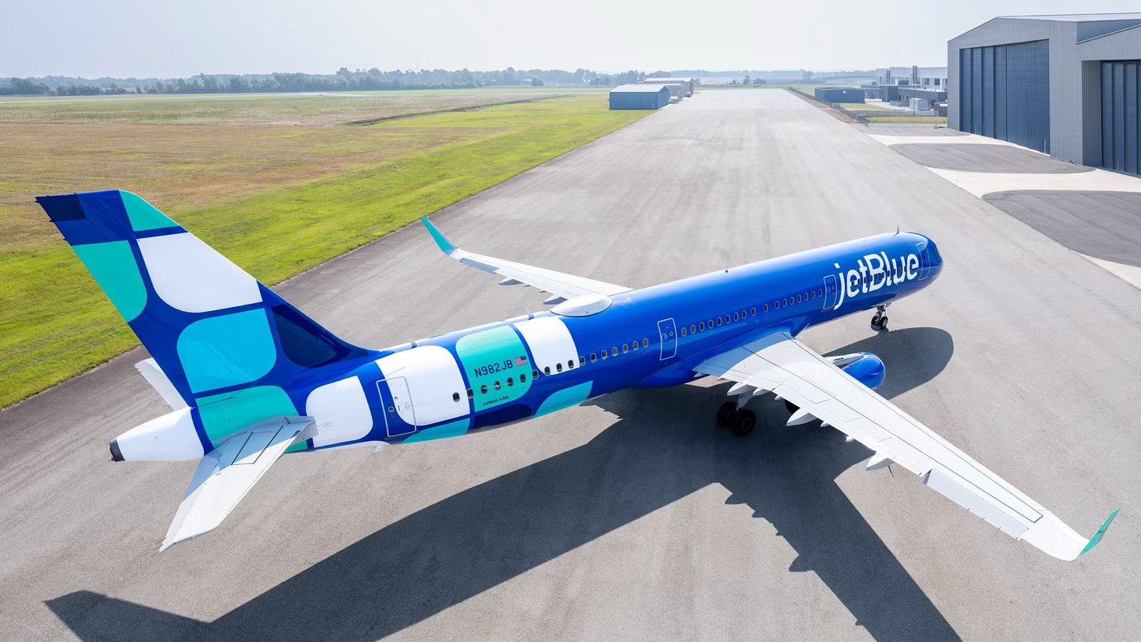 A Devaluation? JetBlue’s New Boarding Process Sparks Frequent-Flier Criticism