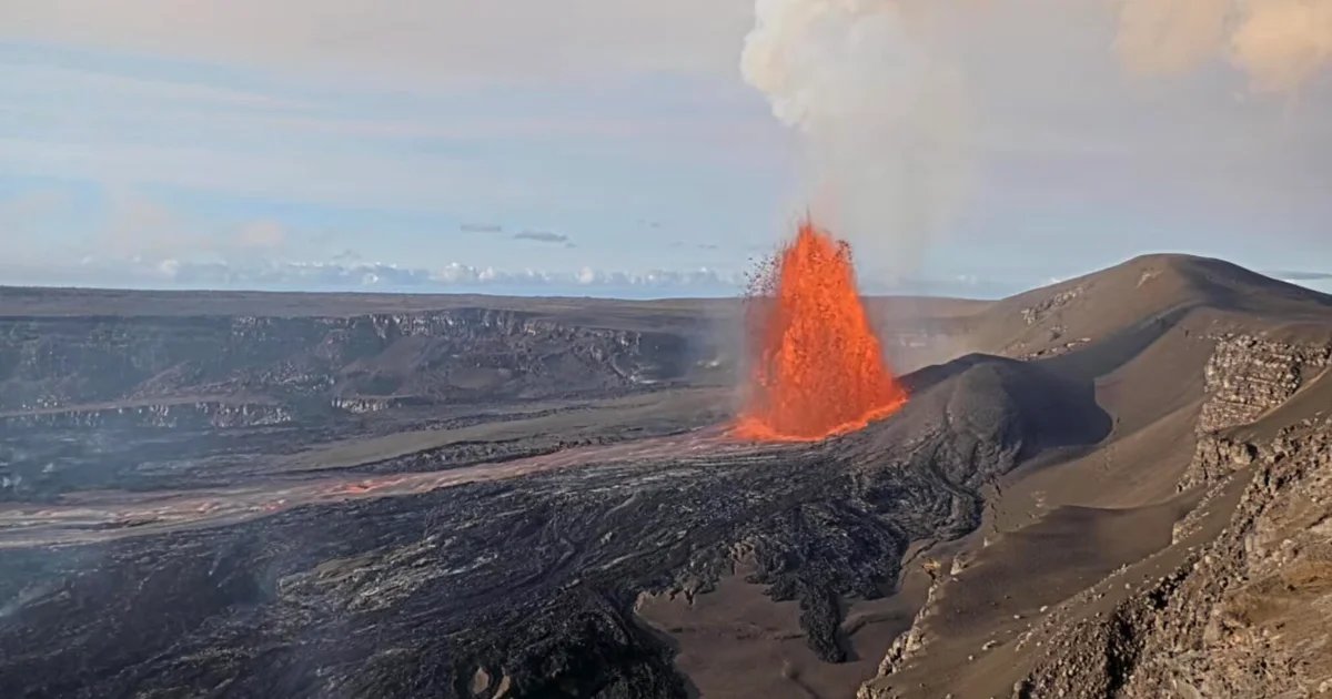 Hawaii’s Kilauea volcano erupts yet again, with lava fountains 1,000 feet above ground