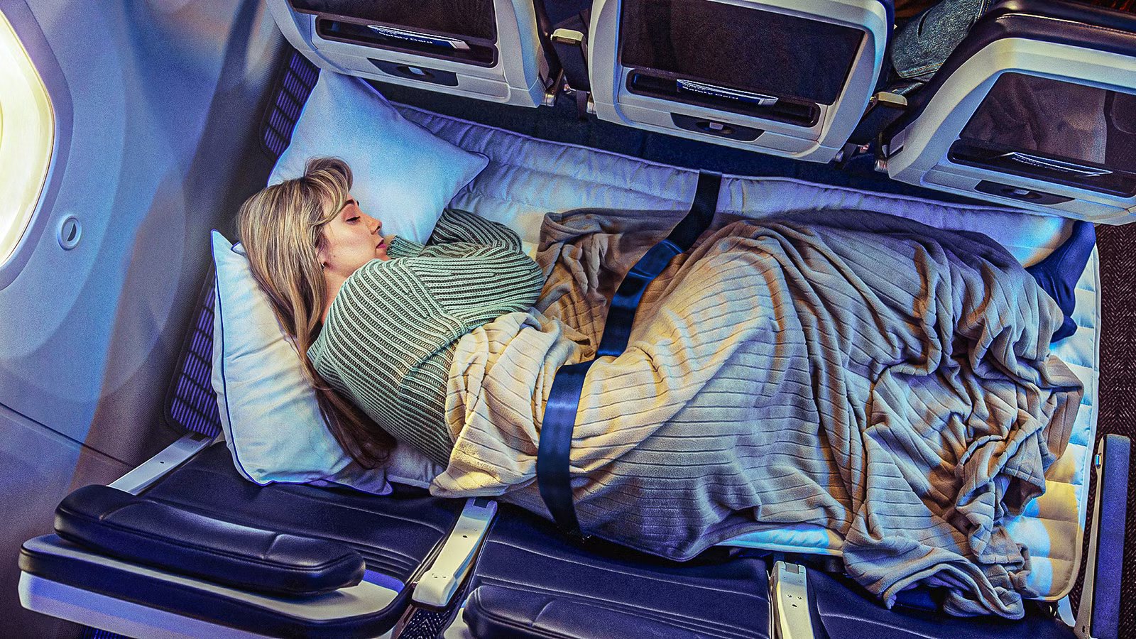 What United Airlines’ New Relax Row Economy Beds Will Likely Cost On Long-Haul Flights