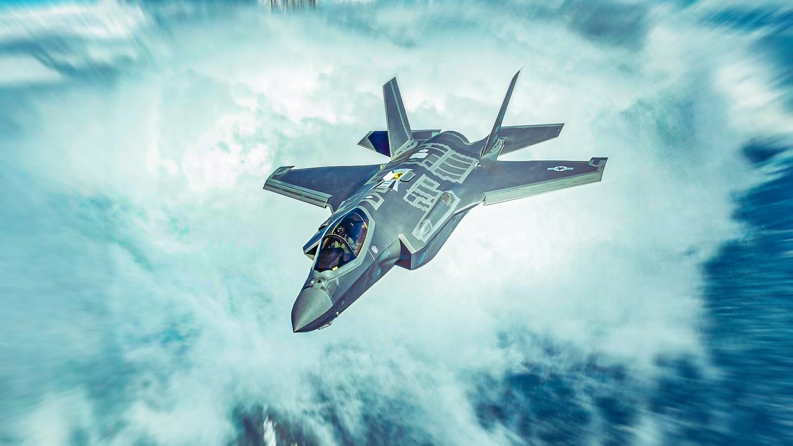 How The Mass Production Of This Fighter Jet Keeps Its Price Down