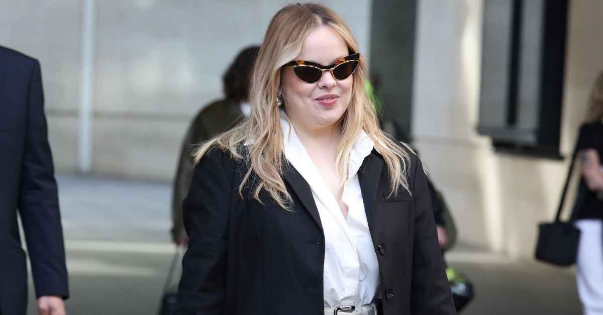 Nicola Coughlan Wore the Denim Trend Petite Women Love