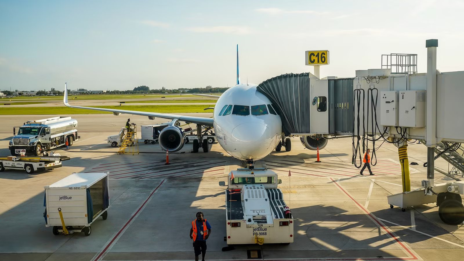 Pilot Files Lawsuit Over Palm Beach Airport’s Renaming After Donald Trump