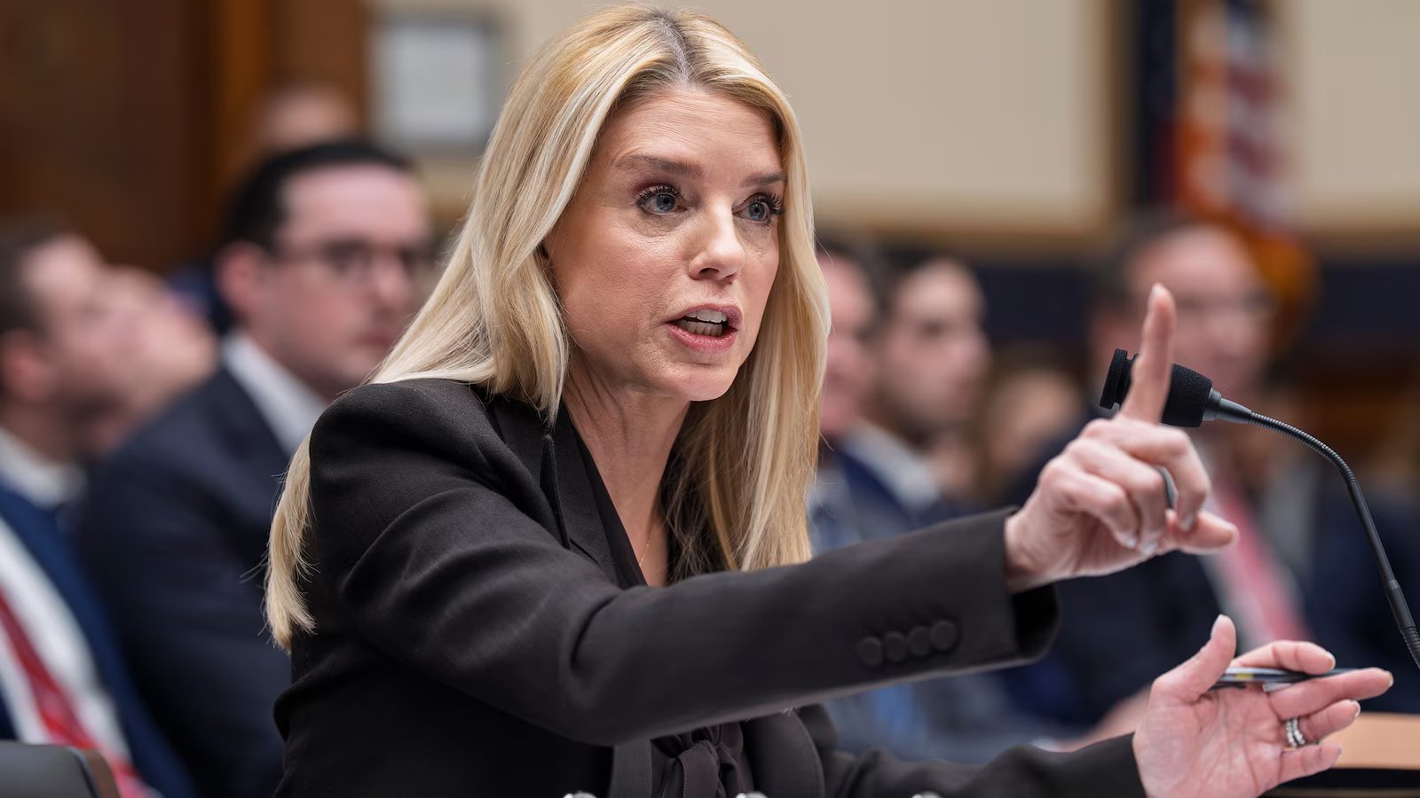 DOJ says House Oversight’s subpoena ‘no longer obligates’ Bondi testimony in Epstein matter