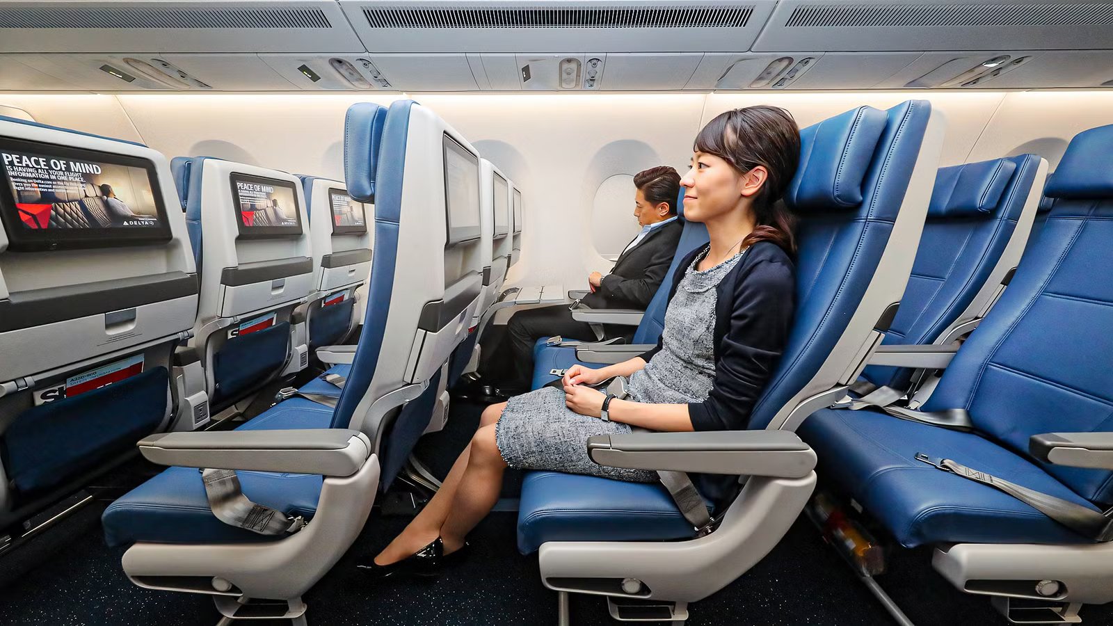 How Delta Air Lines’ Comfort Basic Fares Differ From United’s New Base Polaris Fares