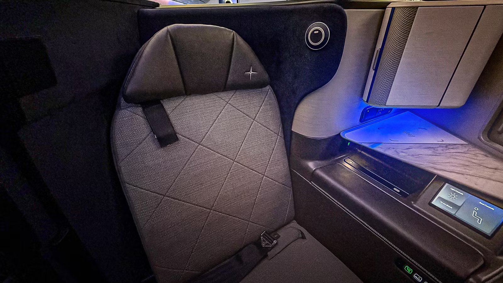The Striking Differences Between United’s Polaris 2.0, Delta One & Qatar QSuites In 2026