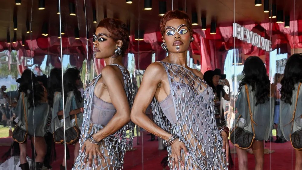 Don Toliver, Kehlani Perform at Revolve Festival, Lisa & Jennie Attend