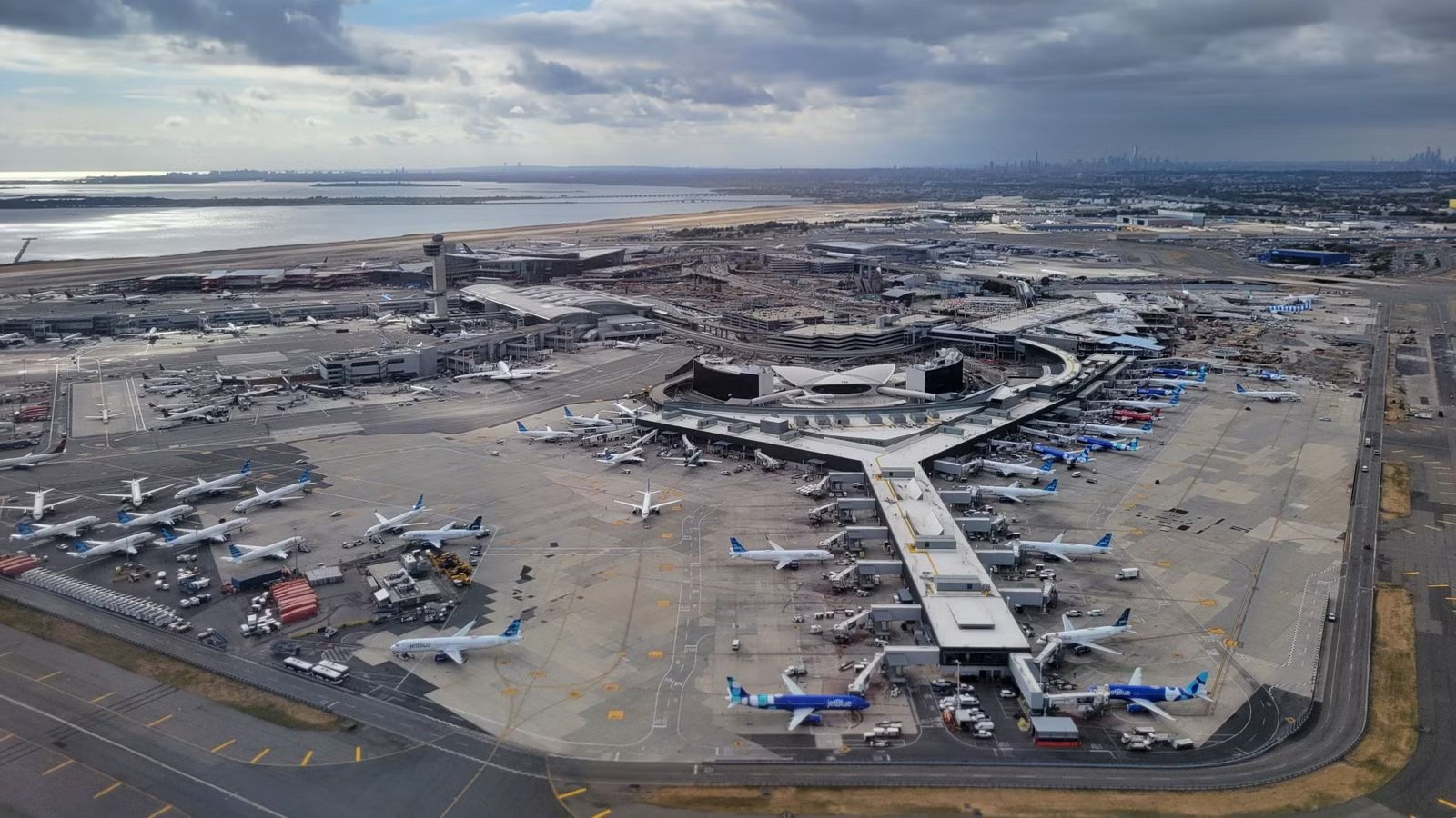 American Airlines Redefines New York-JFK With A Brand New Terminal 8 Experience