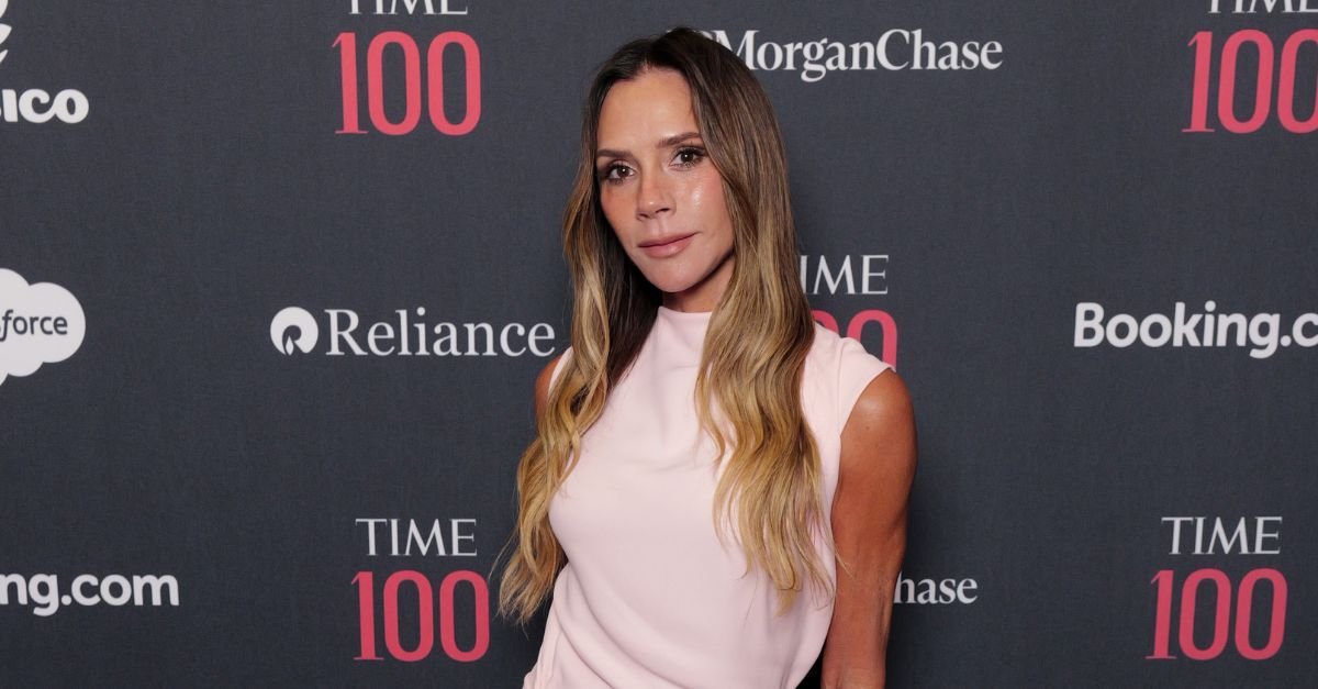 Victoria Beckham Just Wore the Chicest Summer Colour Combination